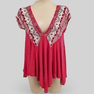 FREE PEOPLE Boho V Neck Tunic Top Sleeveless Raw Edges Pink Aztec Print Size XS